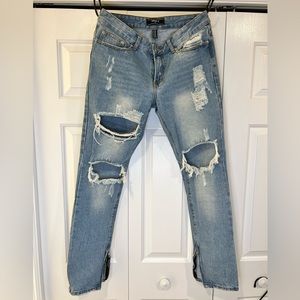 Mens forever 21 ripped jeans size 32/32